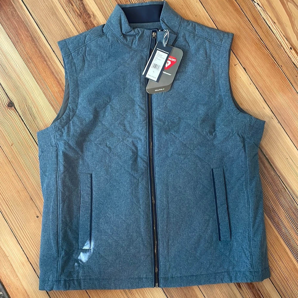 COPY - Vineyard vines Dorset quilted vest size large